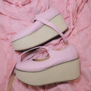 🩷 Pink Platform Mary Jane Shoes